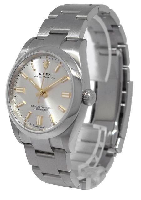 Rolex Oyster Perpetual 126000 Image 3